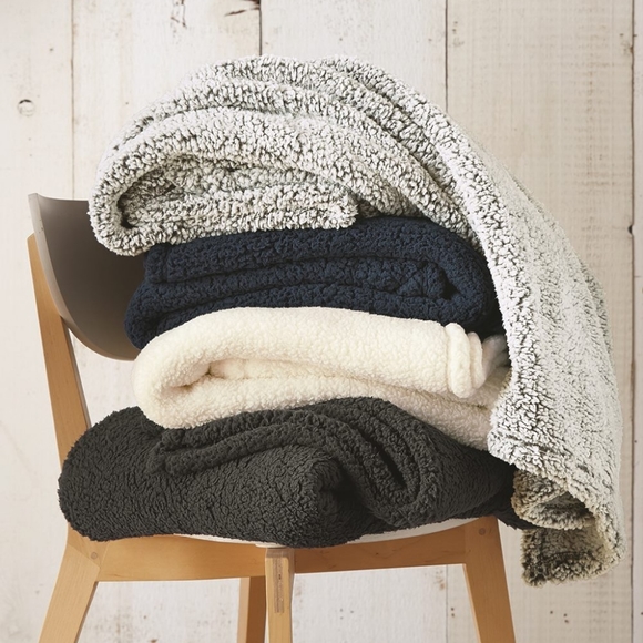 Boxercraft Sherpa Cozy Blanket - Picture 1 of 5